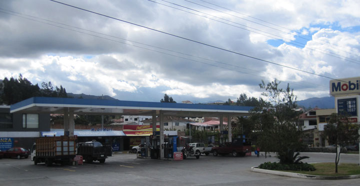 ecuador-gas-prices-mobil-station-cuenca