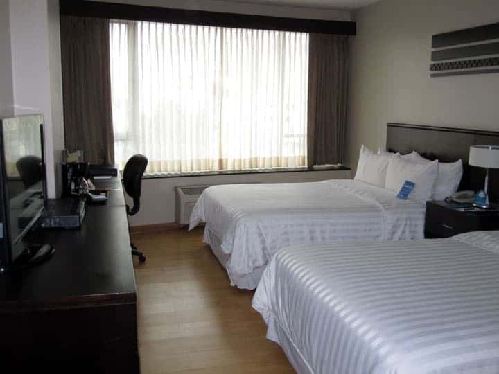 Howare Johnson Guayaquil room