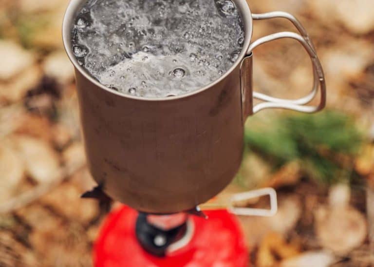 How Long to Boil Water to Purify for Drinking (According to Science)