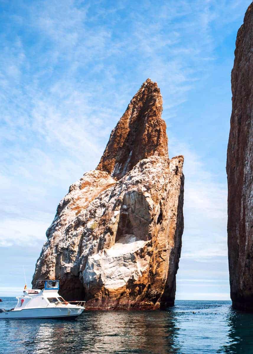 galapagos landmark kicker rock