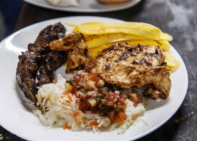 22 Nicaraguan Foods to Try: Dishes, Drinks, Desserts in Nicaragua
