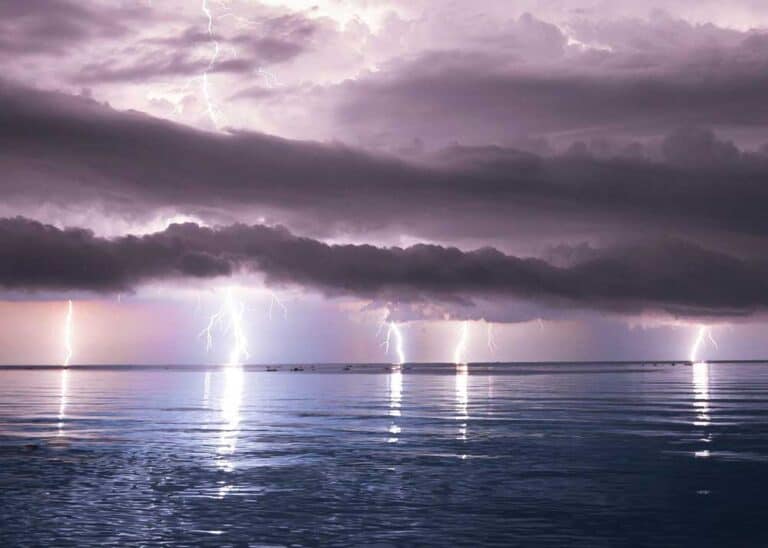 Lake Maracaibo: Lightning Capital of the World (297 Days a Year)